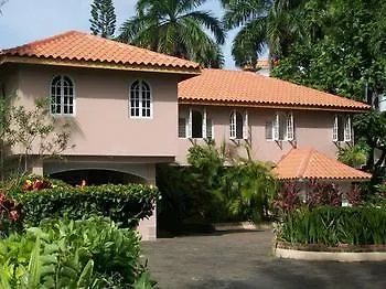 Apartment Edgewater Villa St Mary