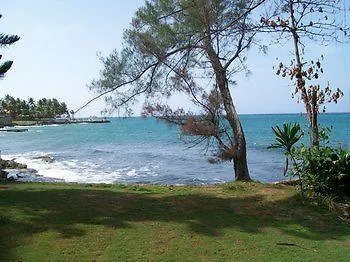Edgewater Villa St Mary 0*, Ocho Rios