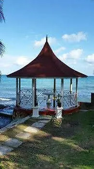 Apartment Edgewater Villa St Mary